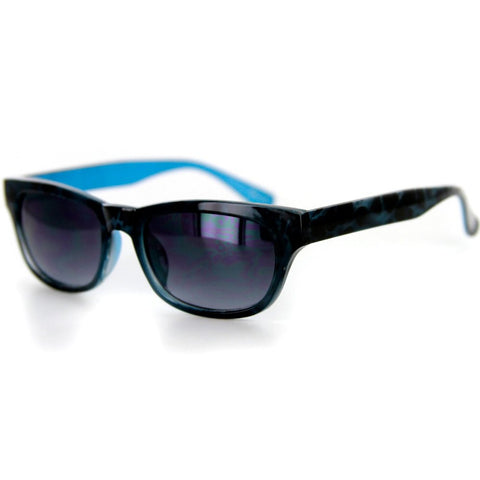 Sydney Wayfarer Sunglasses with Retro Frames and Tortoise Pattern for Stylish Men and Women